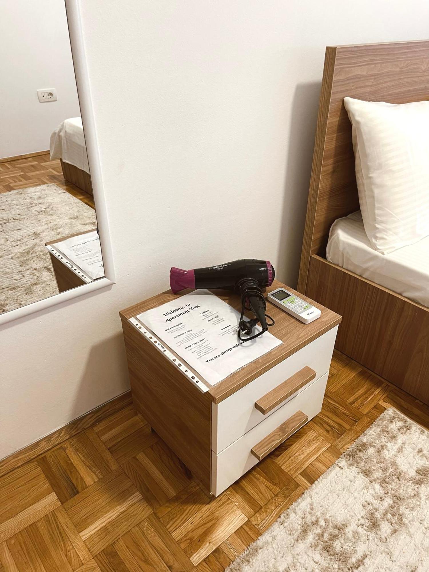 Apartment Troi Priştine Dış mekan fotoğraf