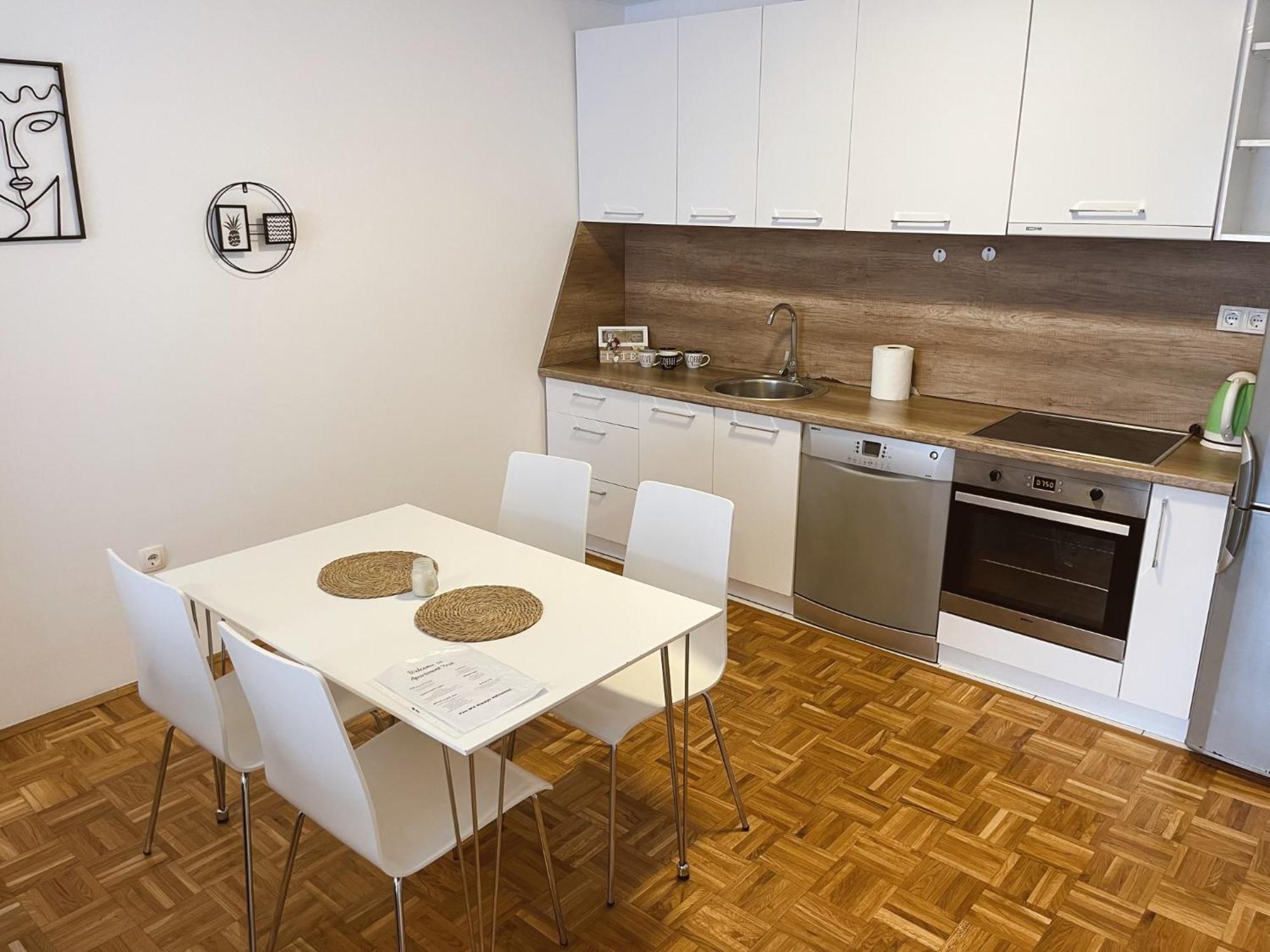 Apartment Troi Priştine Dış mekan fotoğraf